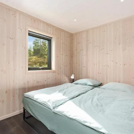 Dom wakacyjny Gronnsted - 8p - With Bathtub & Hot Tub *