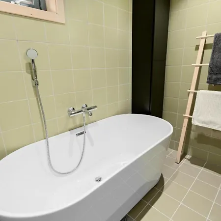 Gronnsted - 8p - With Bathtub & Hot Tub Holiday home Vradal